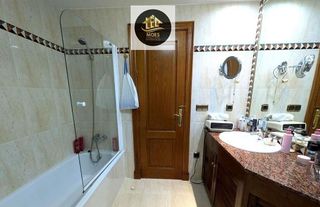 Piso en venta en Linares