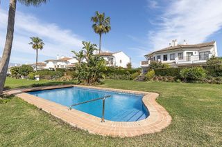 Casa pareada en venta en Riviera del Sol en Mijas