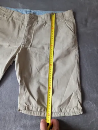 Pantalón corto niño El Corte Inglés beige