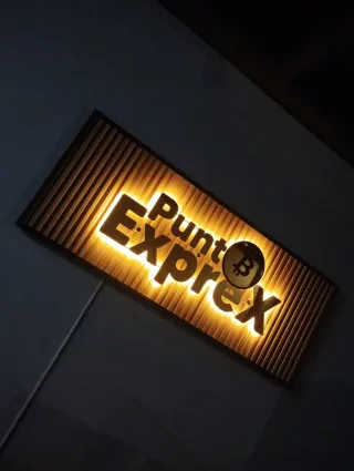 Diseñó fabricación avisos  Instalación