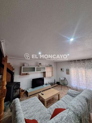 Casa adosada en venta en Catral