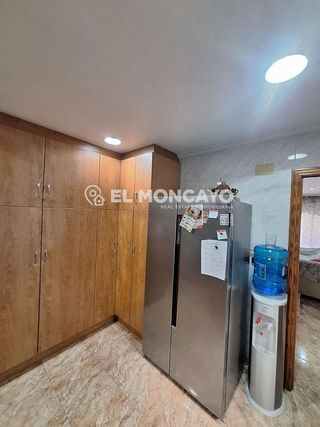 Casa adosada en venta en Catral