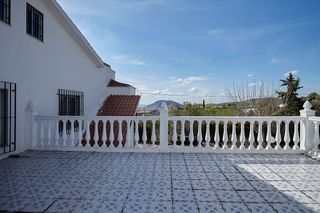 Chalet en venta en Alcaudete
