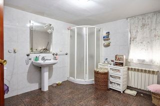 Chalet en venta en Alcaudete