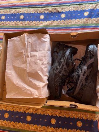 Asics Gel Kayano 14 Talla 42 Negras