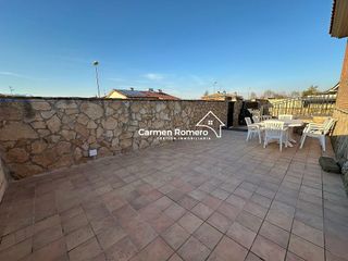 Chalet en venta en Villamayor