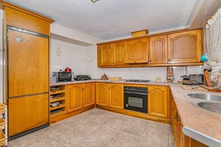 Casa adosada en venta en Loja