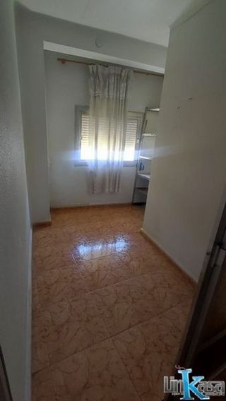 Casa adosada en venta en Linares