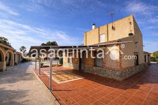 Chalet en venta en Dolores