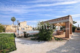 Chalet en venta en Dolores