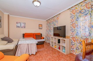 Casa adosada en venta en Alhendín