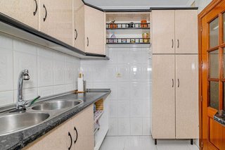 Casa adosada en venta en Alhendín