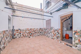 Casa adosada en venta en Alhendín