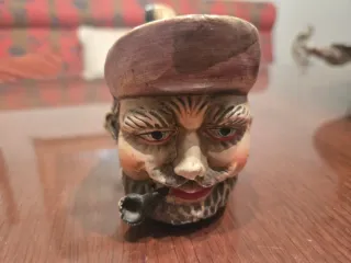 Cenicero Porcelana Inglesa Figura Hombre