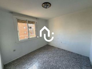 Piso en venta en Santa Rosa - Can Mariner en Santa Coloma de Gramanet