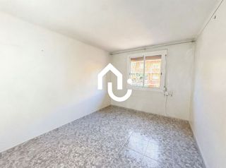 Piso en venta en Santa Rosa - Can Mariner en Santa Coloma de Gramanet