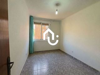 Piso en venta en Santa Rosa - Can Mariner en Santa Coloma de Gramanet