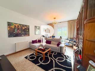 Chalet en venta en Sant Esteve Sesrovires