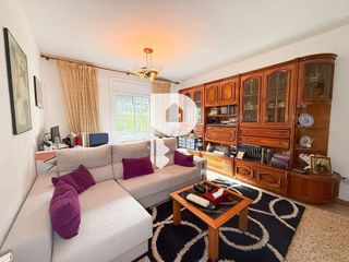 Chalet en venta en Sant Esteve Sesrovires