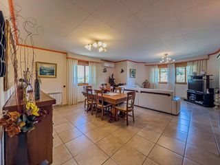 Chalet en venta en Vallirana