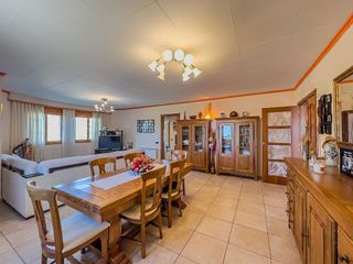 Chalet en venta en Vallirana