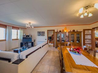 Chalet en venta en Vallirana