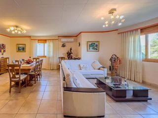 Chalet en venta en Vallirana