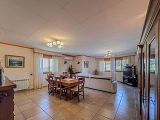 Chalet en venta en Vallirana