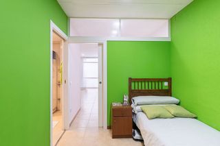 Estudio en venta en Fondo en Santa Coloma de Gramanet