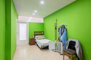 Estudio en venta en Fondo en Santa Coloma de Gramanet