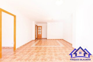 Piso en venta en Canet de Mar