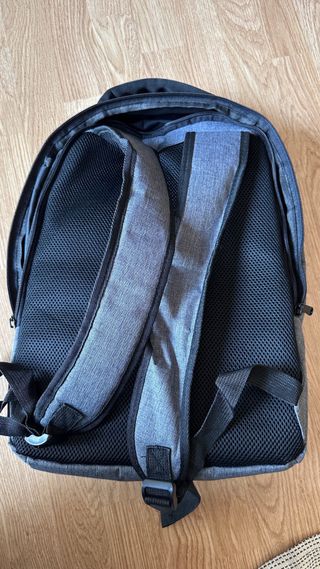 Mochila Nintendo Switch Gris