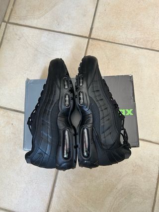 Nike Air Max 95 Nere Uomo Taglia 43