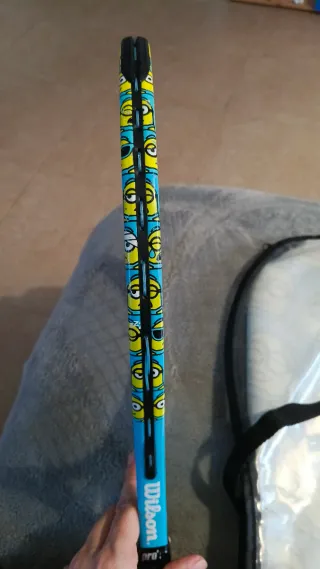 Raqueta Tenis Wilson Infantil Minions 17/18 "