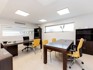 Local comercial en venta en San Luis en Almería