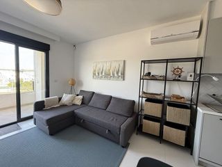 Piso en venta en San Miguel de Salinas