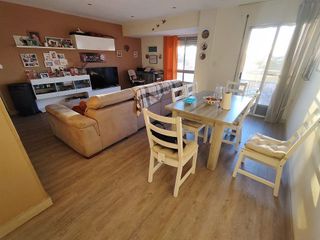 Piso en venta en La Torre en Valencia