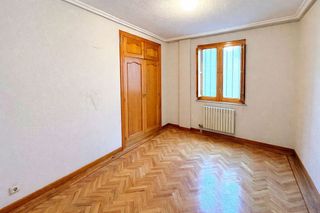 Piso en venta en Murallas en Ávila