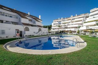 Ático en venta en Nueva Andalucía centro en Marbella