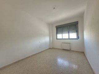 Piso en venta en Ctra de Sevilla - Ronda sur en Badajoz