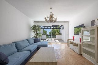 Piso en venta en Río Real en Marbella