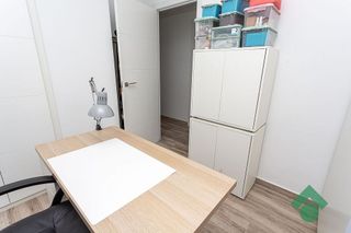 Piso en venta en La Granja-La Colina-Los Pastores en Algeciras