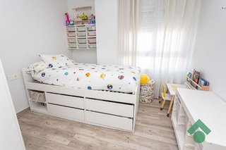 Piso en venta en La Granja-La Colina-Los Pastores en Algeciras