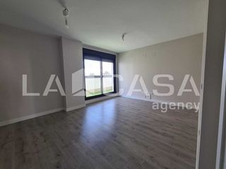 Piso en venta en Montequinto en Dos Hermanas