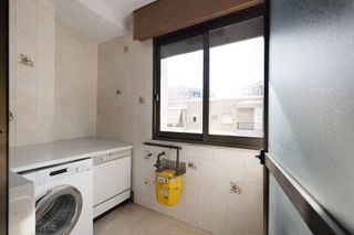 Piso en venta en La Buhaira en Sevilla