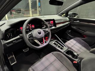 Volkswagen Golf 8 GTI 2.0 TSI 245cv DSG