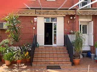 Casa pareada en venta en Colores - Entreparques en Sevilla