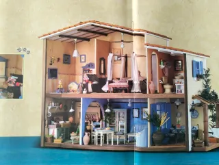 Casita de muñecas mediterránea rústica
