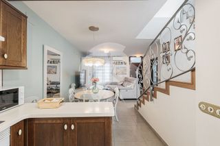 Casa adosada en venta en Els Orriols en Valencia