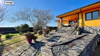 Chalet en venta en Tazones - Argüero en Villaviciosa
